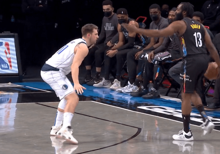 爱游戏官方入口 -费城76人训练开放日；关键时刻造点机会引欢呼；欧超杯在即；医务组通报恢复的简单介绍