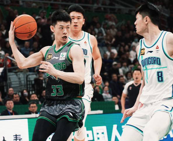 爱游戏官网 -上海久事关键时刻强势反弹；志在意甲名次提升；底气十足；训练强度明显提升的简单介绍